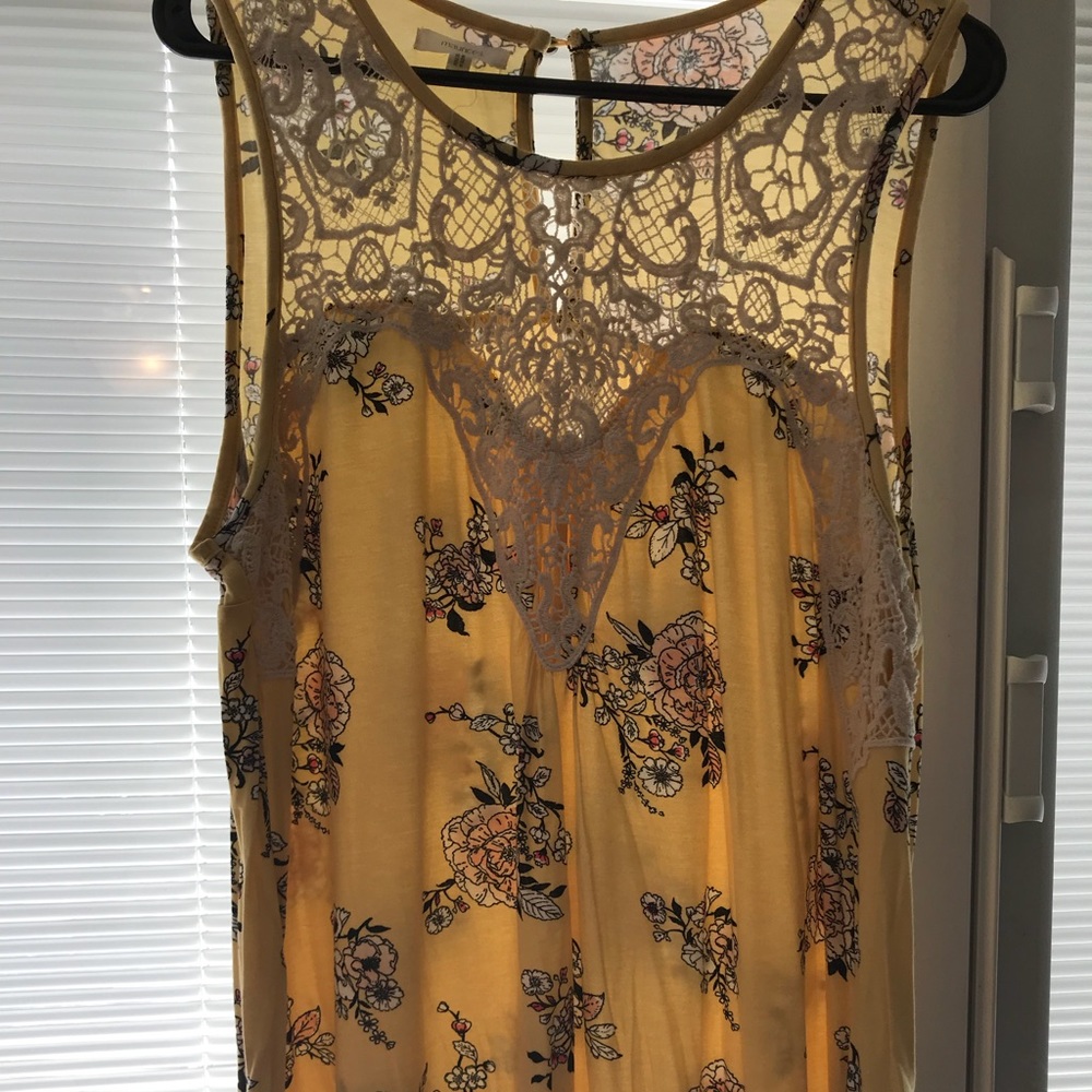Yellow Floral/Lace Flowy Tank